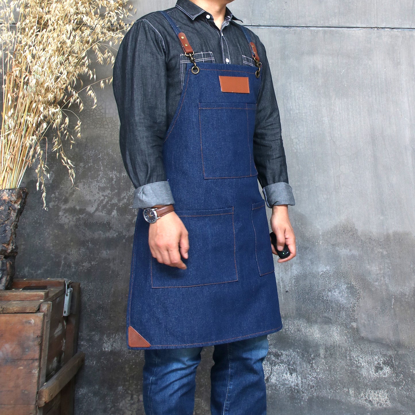 NO:2303 Cowboy Men's Apron with Adjustable Shoulder Strap for Restaurant, Cafe, Customized Logo, Blue Denim Black Cowboy Apron double strap