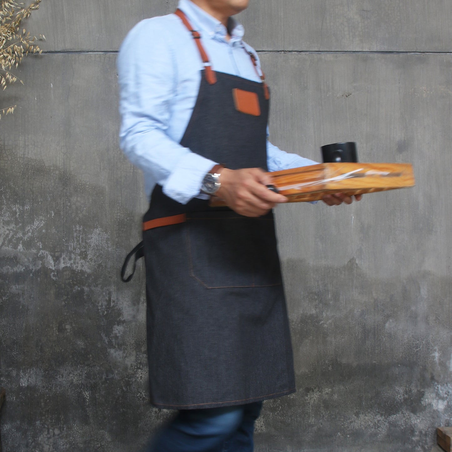 NO:2309 Cowboy Men's Apron with Adjustable Shoulder Strap for Restaurant, Cafe, Customized Logo, Blue Denim Black Cowboy Apron double strap