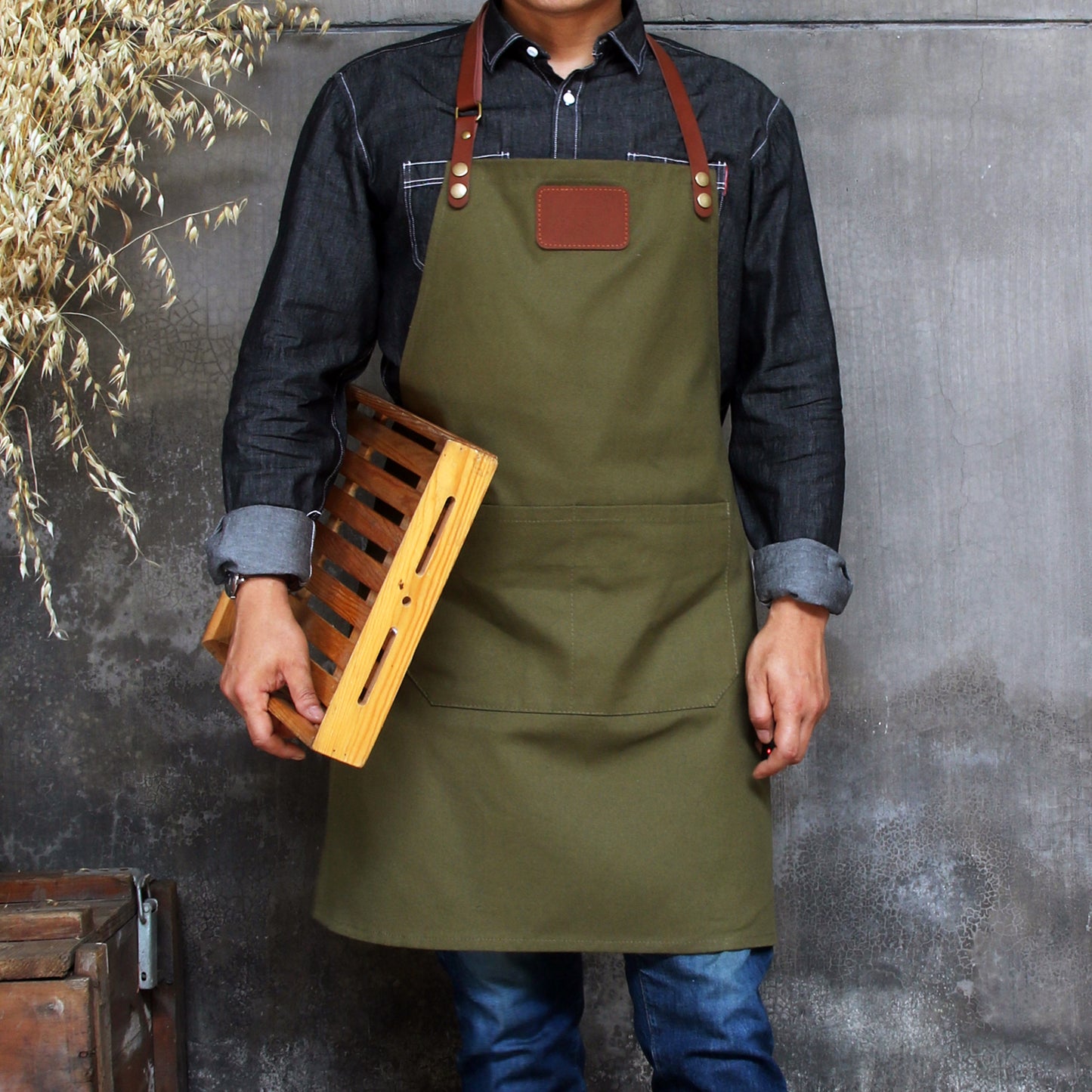 coffee shop restaurant waiter apron, custom logo, shoulder straps can be adjusted, medium thickness.A127
