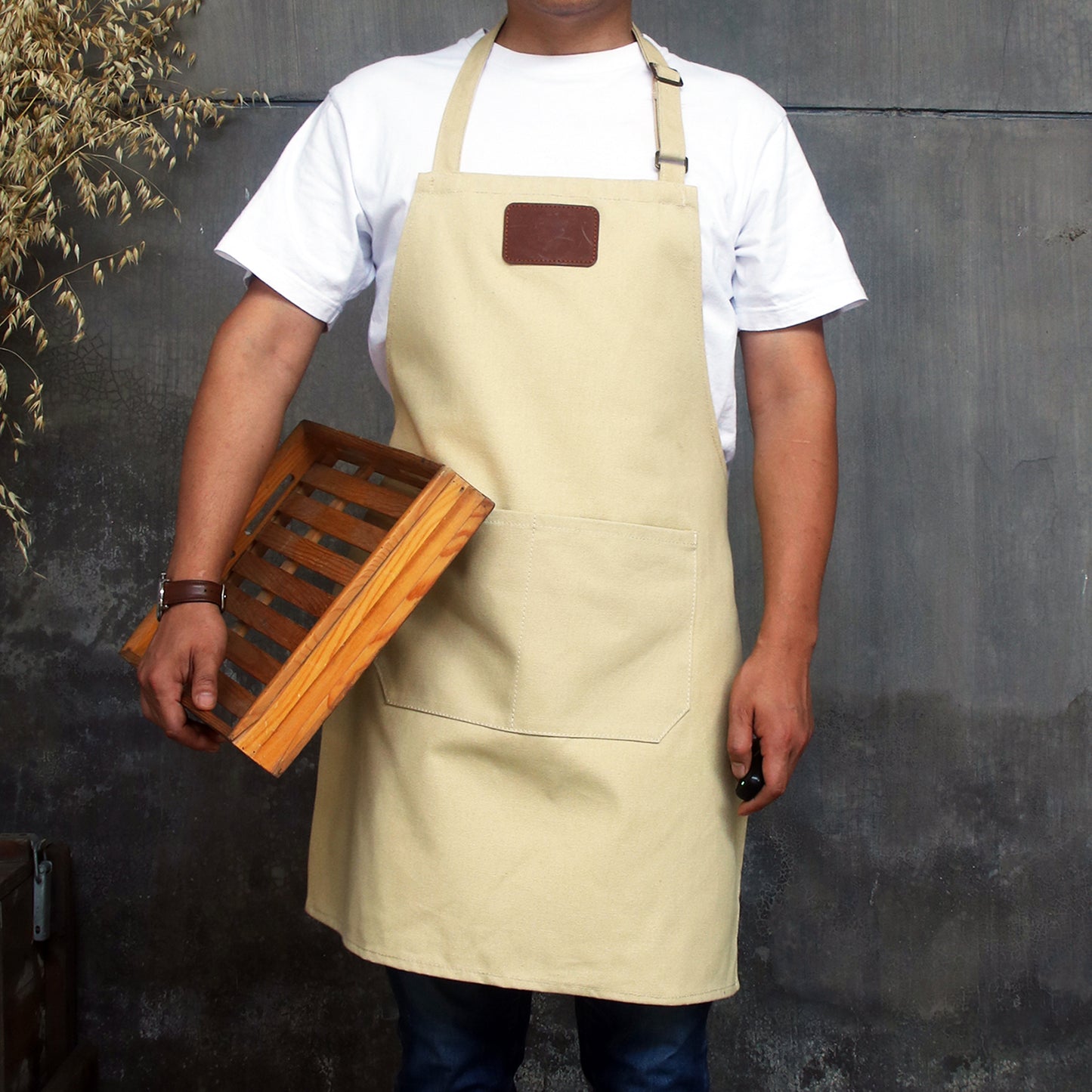 NO:A0128 Canvas men's apron personalized with adjustable straps for restaurants, bakeries, cafes, kitchens