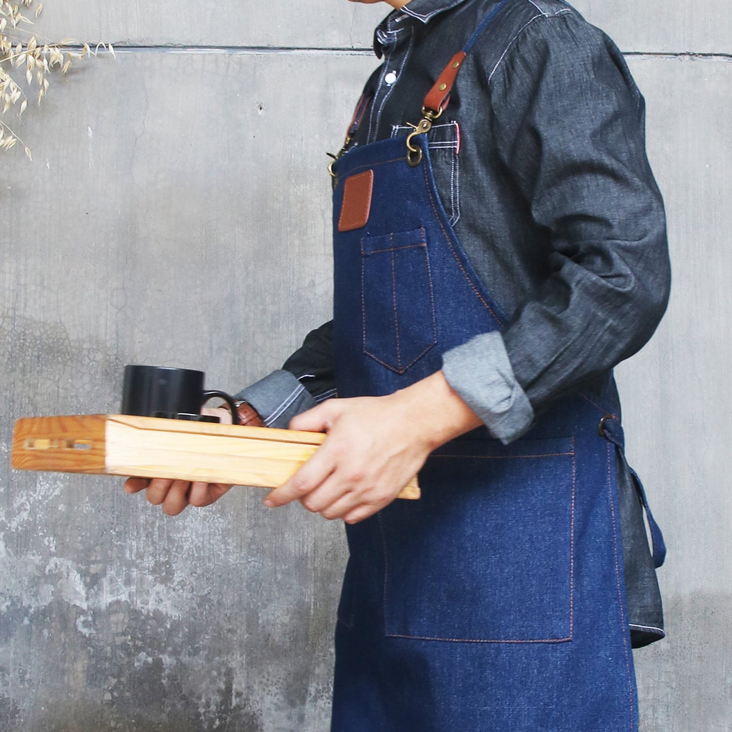 NO:2302 Cowboy Men's Apron with Adjustable Shoulder Strap for Restaurant, Cafe, Customized Logo, Blue Denim Black Cowboy Apron double strap