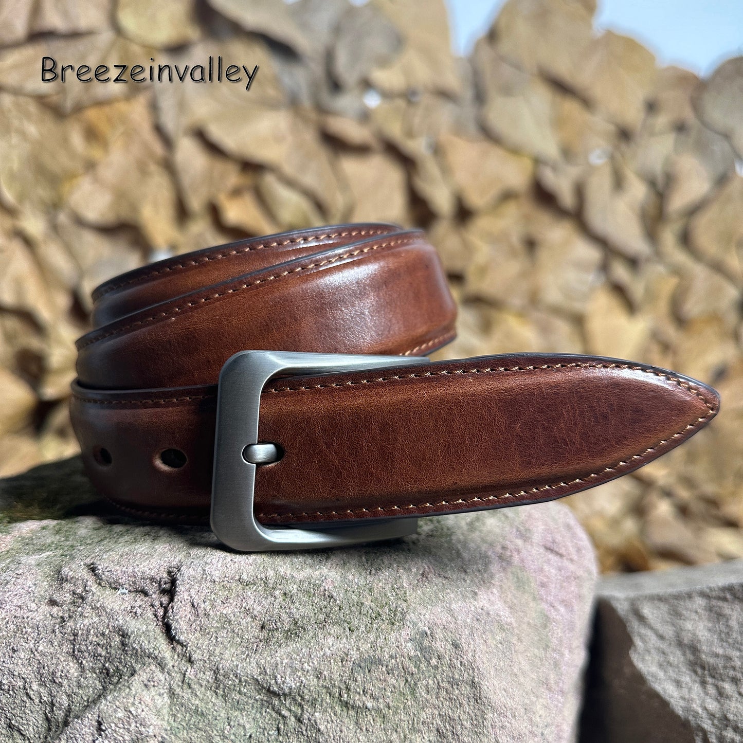 01Handmade Personalized Vintage Leather Belt - Full Grain Cowhide with Custom Engraving