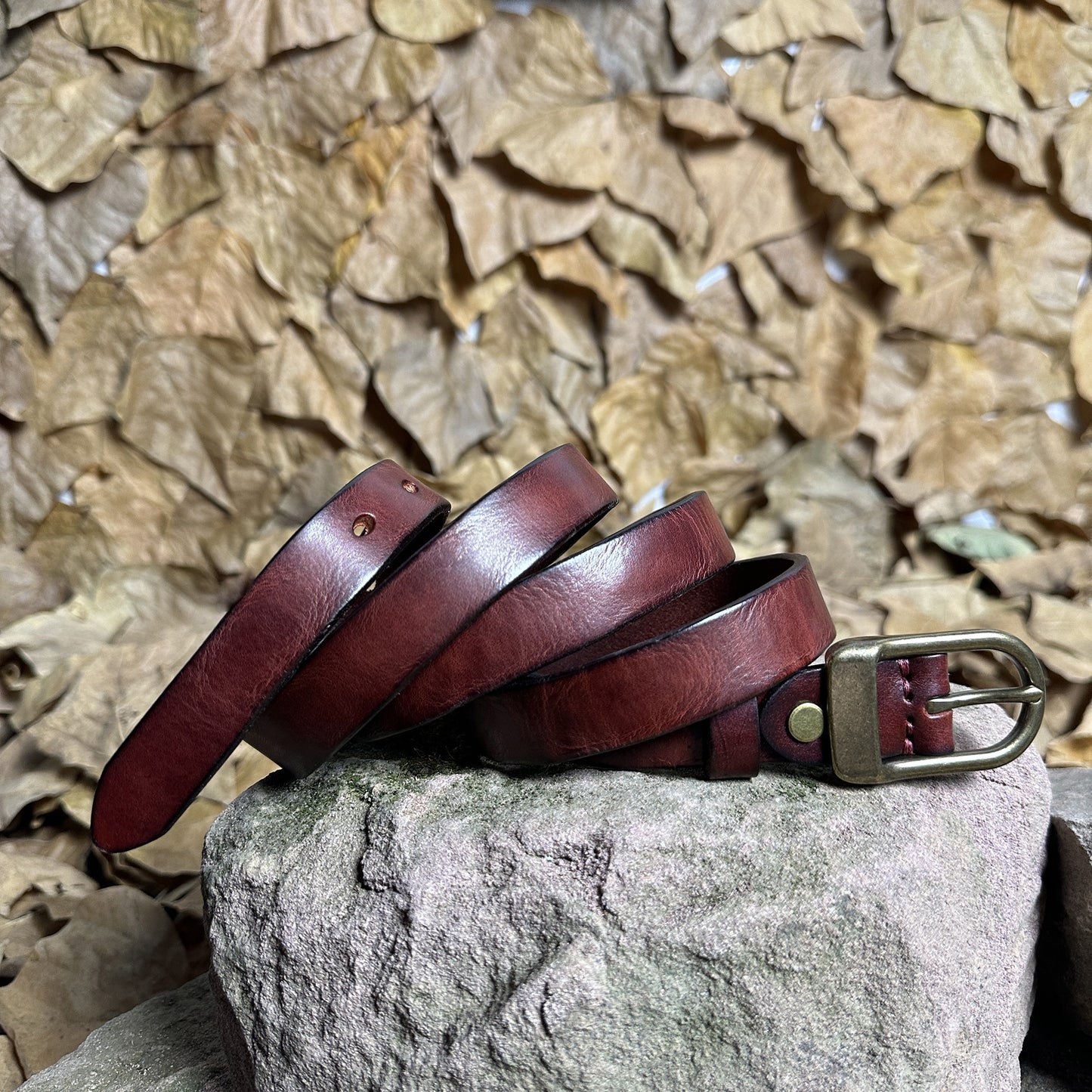 Handmade Personalized Vintage Leather Belt - Full Grain Cowhide with Custom Engraving03