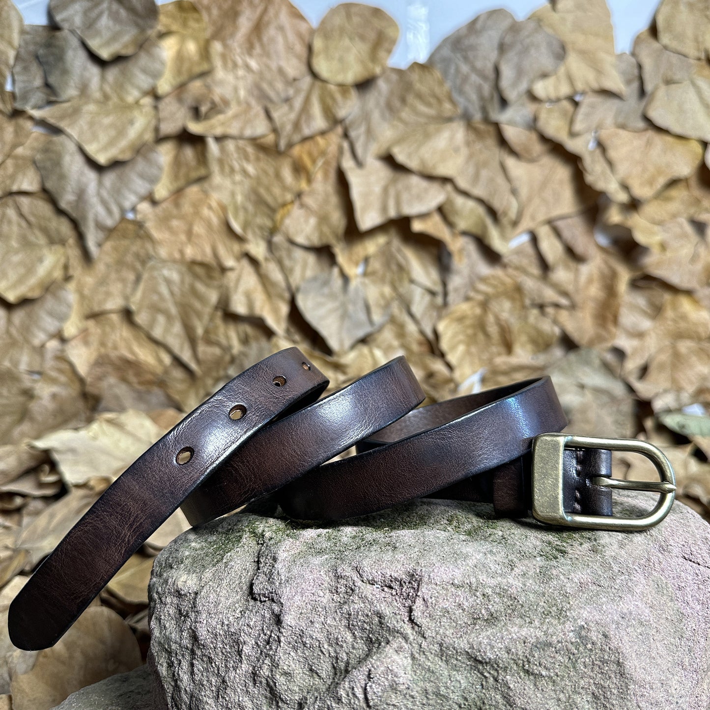 Handmade Personalized Vintage Leather Belt - Full Grain Cowhide with Custom Engraving03