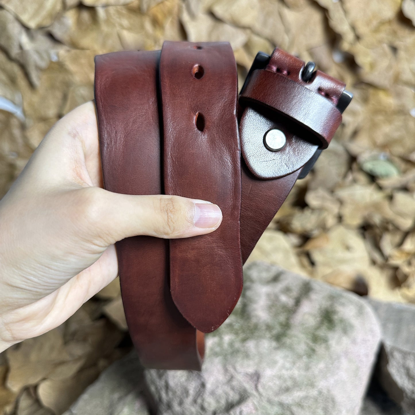 Handmade Personalized Vintage Leather Belt - Full Grain Cowhide with Custom Engraving04