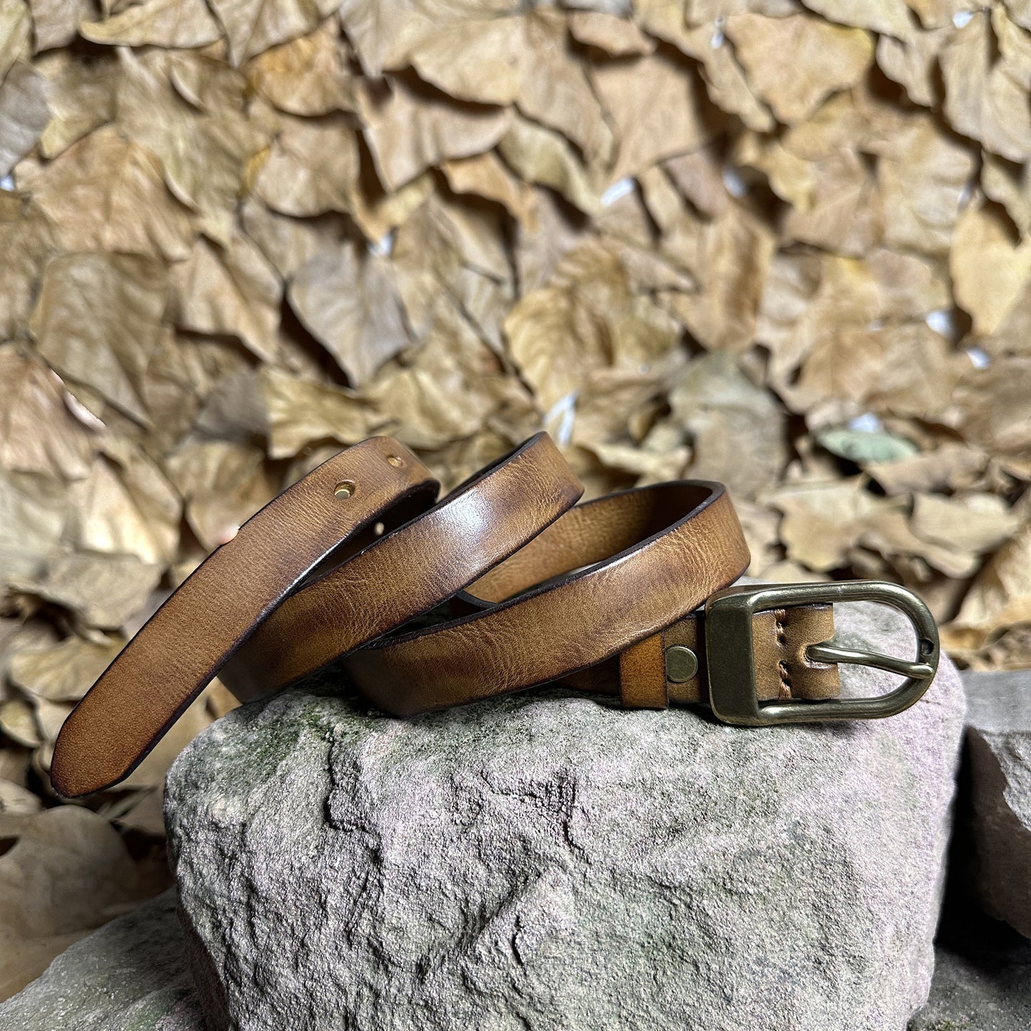 Handmade Personalized Vintage Leather Belt - Full Grain Cowhide with Custom Engraving03