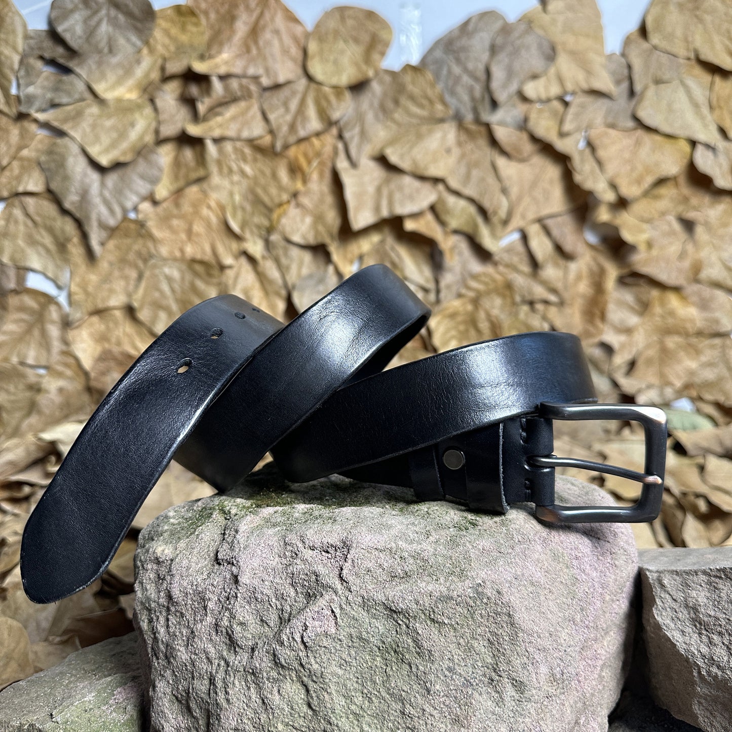 Handmade Personalized Vintage Leather Belt - Full Grain Cowhide with Custom Engraving04