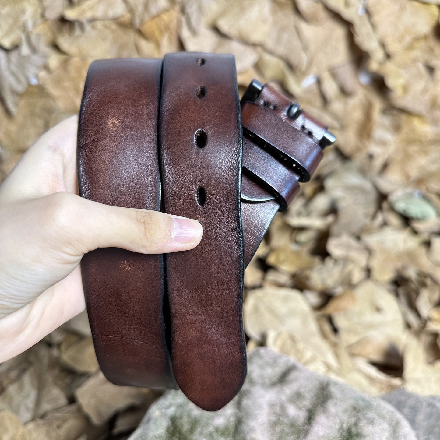 Handmade Personalized Vintage Leather Belt - Full Grain Cowhide with Custom Engraving04