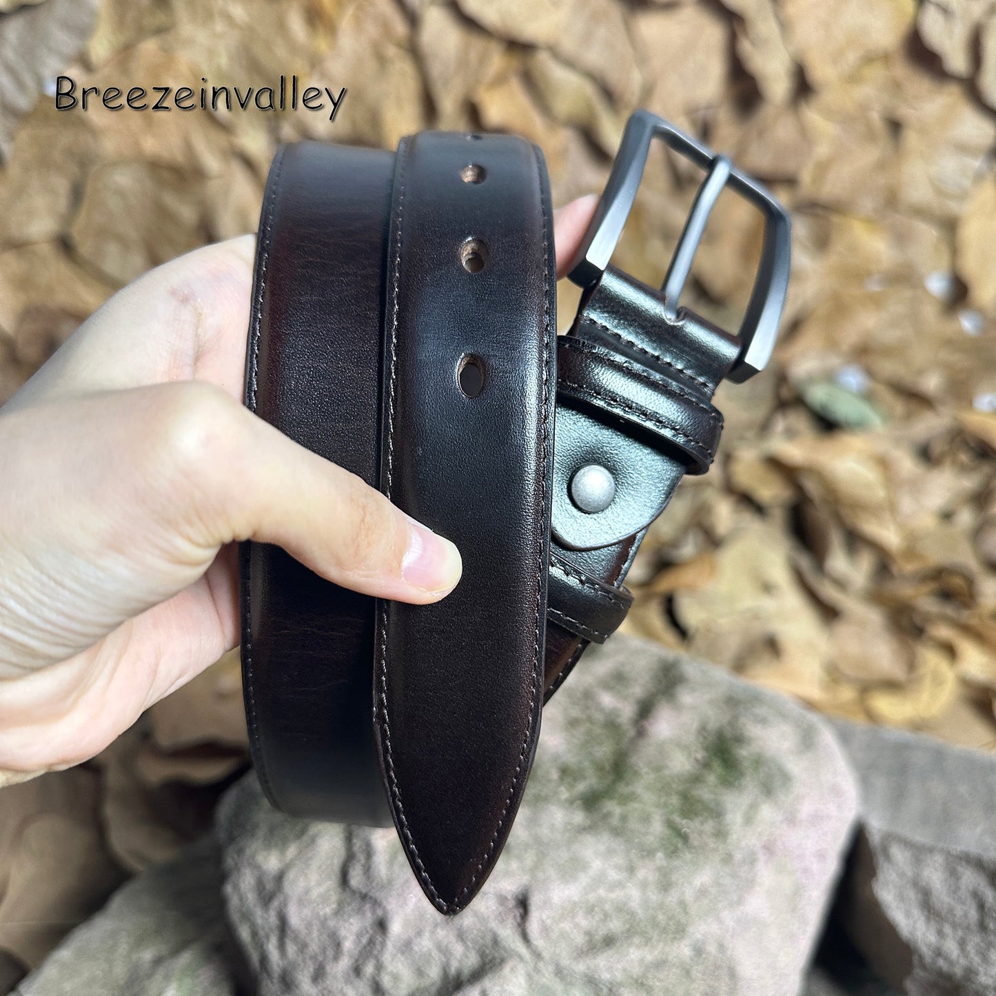 01Handmade Personalized Vintage Leather Belt - Full Grain Cowhide with Custom Engraving