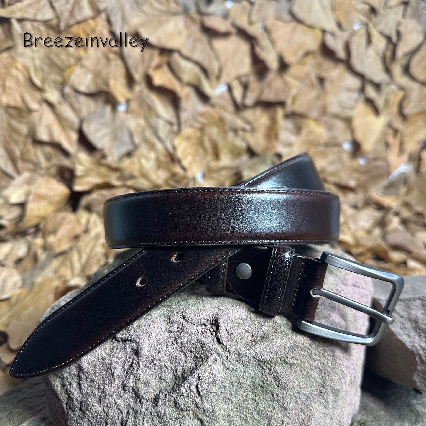 01Handmade Personalized Vintage Leather Belt - Full Grain Cowhide with Custom Engraving