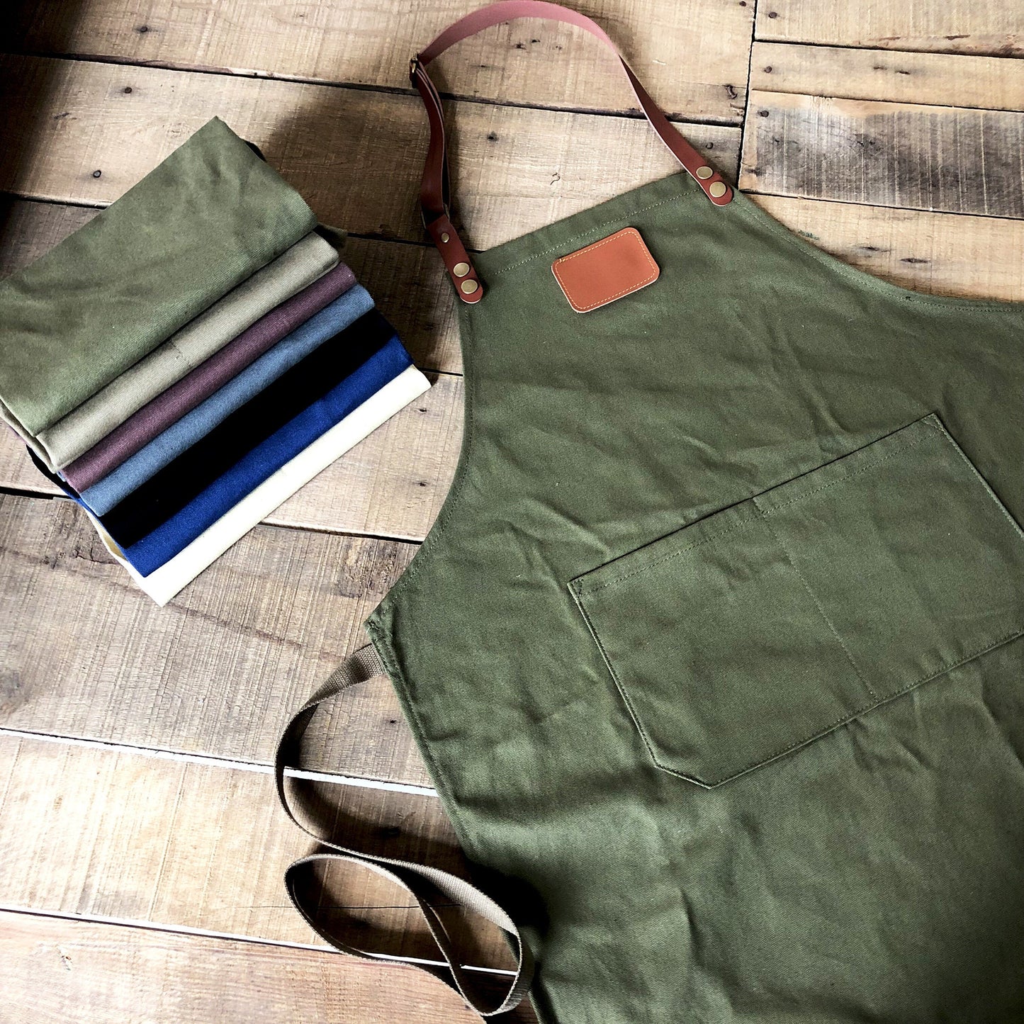 apron for menGreen new style canvas apron with adjustable straps for restaurant,bakery,cafe, kitchen486